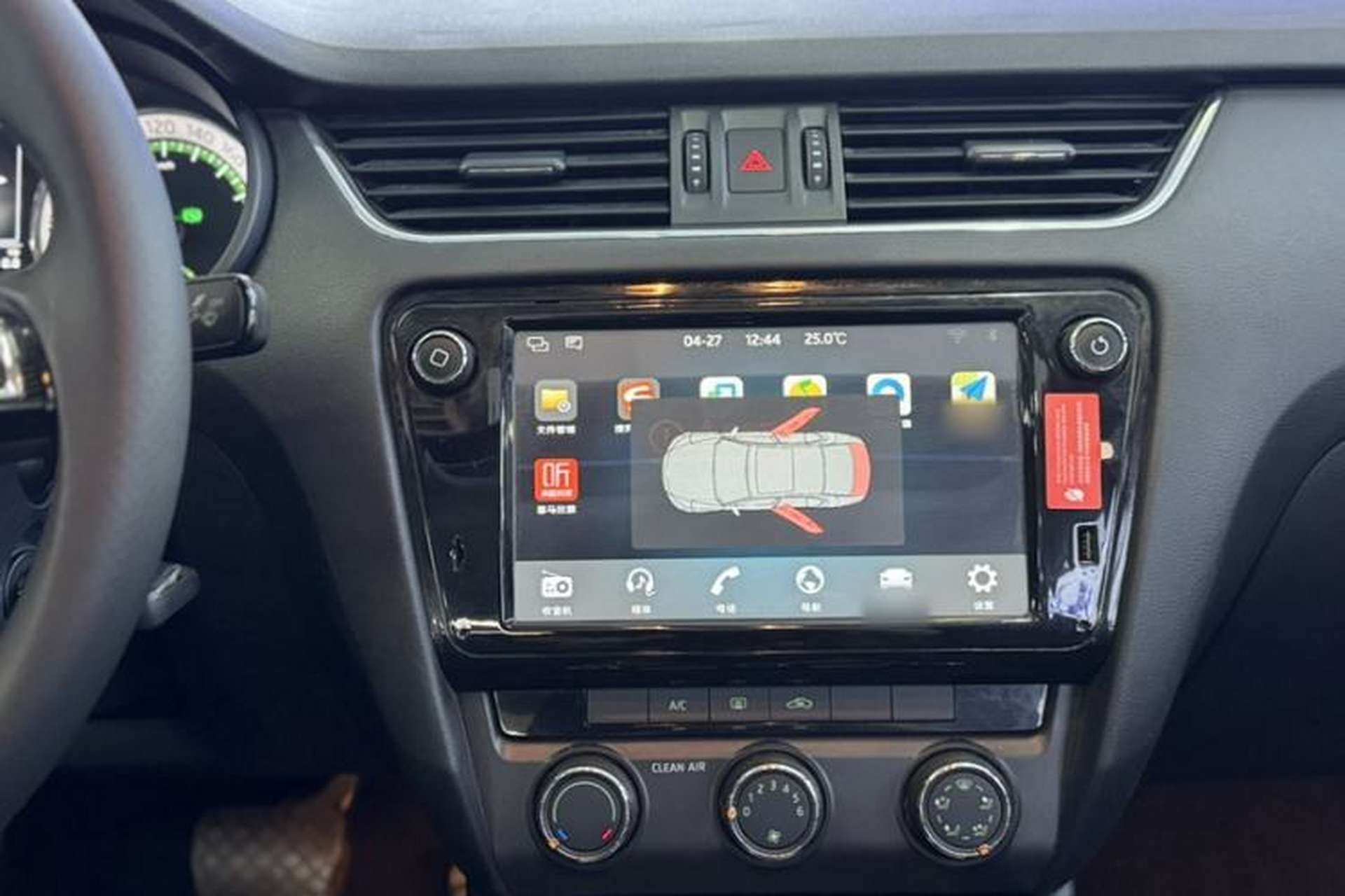 Used Skoda Octavia 2018 TSI280 DSG Luxury Edition Audio And AC Panel