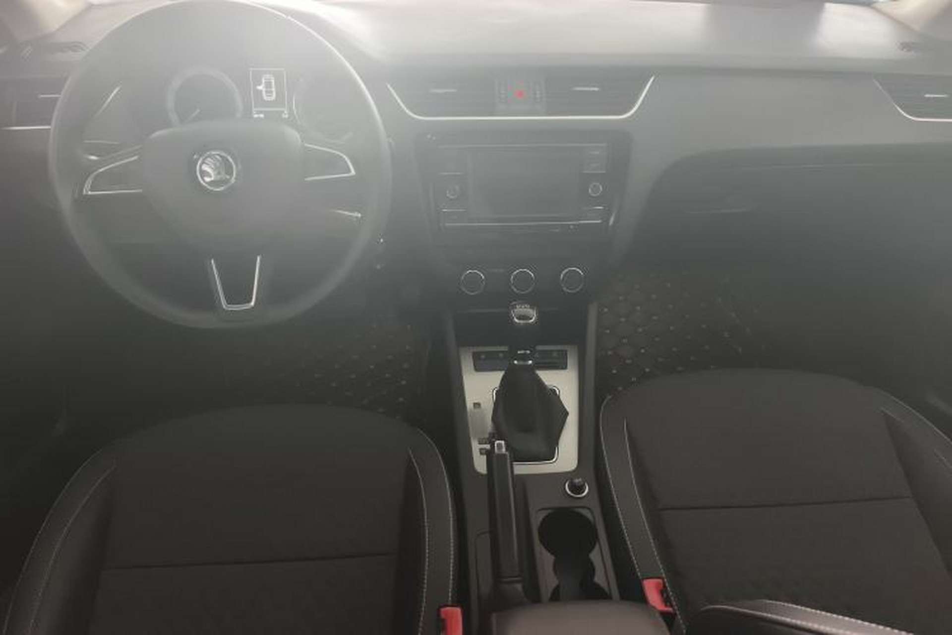 Used Skoda Octavia 2018 TSI230 DSG Luxury Edition Center Console