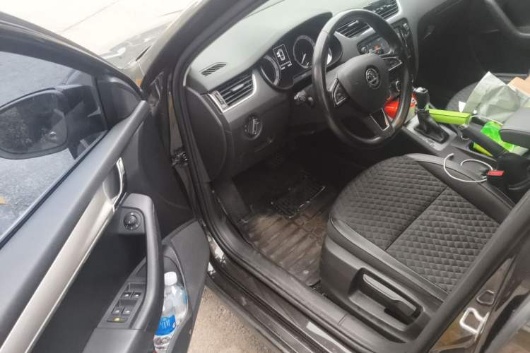 Used Skoda Octavia 2018 TSI280 DSG Luxury Edition Driver Seat