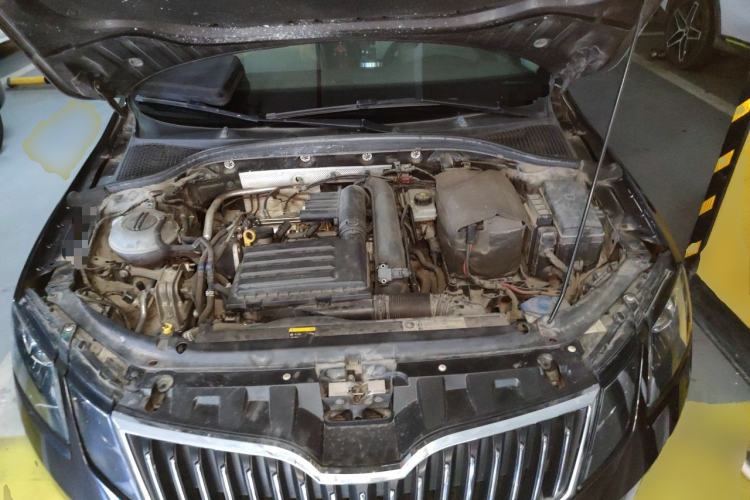 Used Skoda Octavia 2018 TSI230 DSG Luxury Edition Engine Bay
