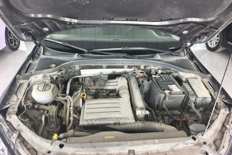 Used Skoda Octavia 2018 TSI230 DSG Luxury Edition Engine Bay