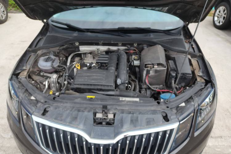 Used Skoda Octavia 2018 Station Wagon TSI230 DSG Luxury Edition Engine Bay
