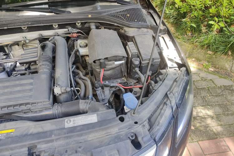 Used Skoda Octavia 2018 TSI280 DSG Luxury Edition Engine Bay Left