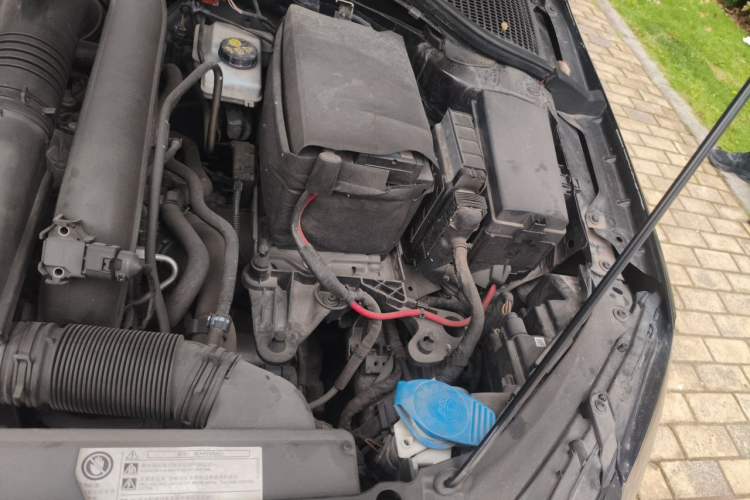 Used Skoda Octavia 2018 TSI280 DSG Luxury Edition Engine Bay Left