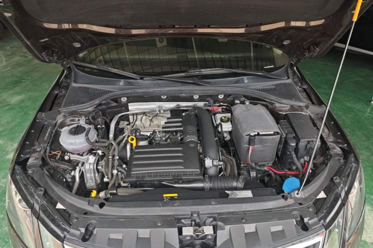 Used Skoda Octavia 2018 TSI230 DSG Comfort Edition Engine Bay