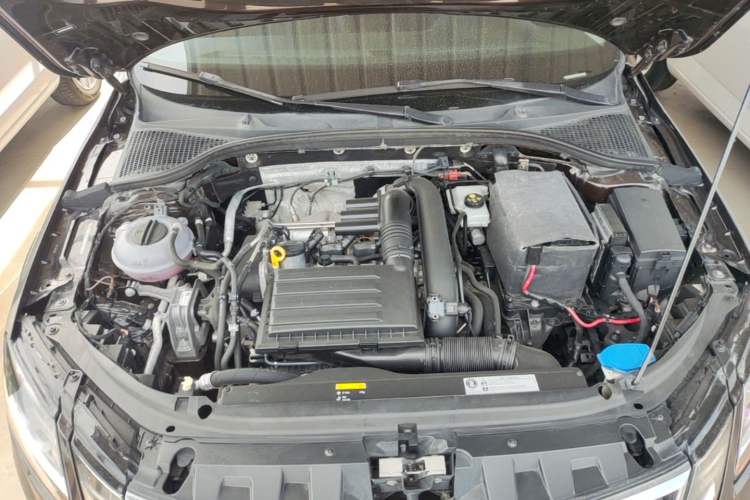 Used Skoda Octavia 2018 TSI280 DSG Luxury Edition Engine Bay