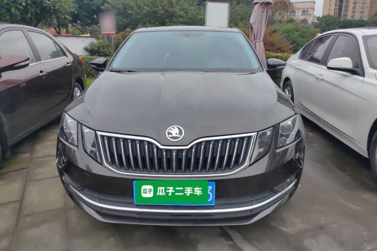 Used Skoda Octavia 2018 TSI230 DSG Luxury Edition Exterior 1