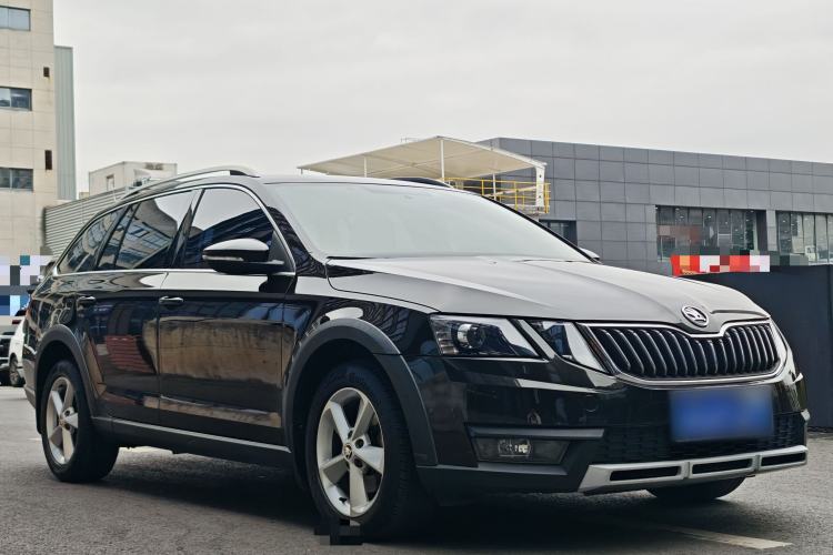Used Skoda Octavia 2018 Station Wagon TSI230 DSG Comfort Edition Exterior 3