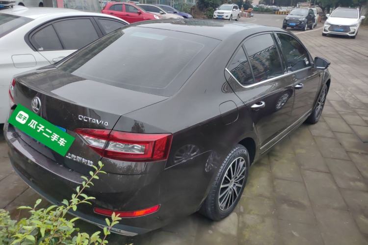Used Skoda Octavia 2018 TSI230 DSG Luxury Edition Exterior 5