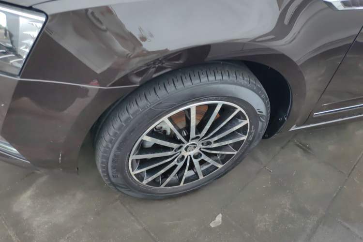 Used Skoda Octavia 2018 TSI230 DSG Luxury Edition Exterior 7