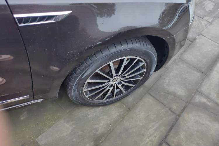 Used Skoda Octavia 2018 TSI230 DSG Luxury Edition Exterior 8