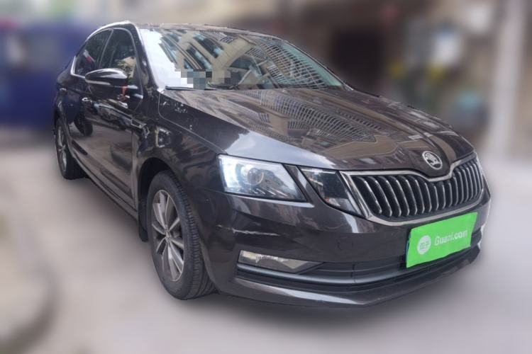 Used Skoda Octavia 2018 TSI230 DSG Comfort Edition Front Right 45 Deg