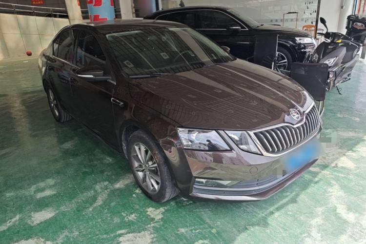 Used Skoda Octavia 2018 TSI230 DSG Comfort Edition Front Right 45 Deg