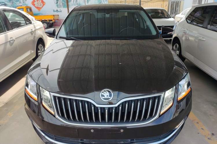 Used Skoda Octavia 2018 TSI280 DSG Luxury Edition Front