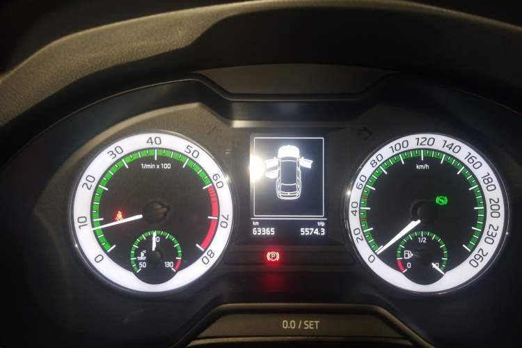 Used Skoda Octavia 2018 Station Wagon TSI280 DSG Luxury Edition Instrument Cluster