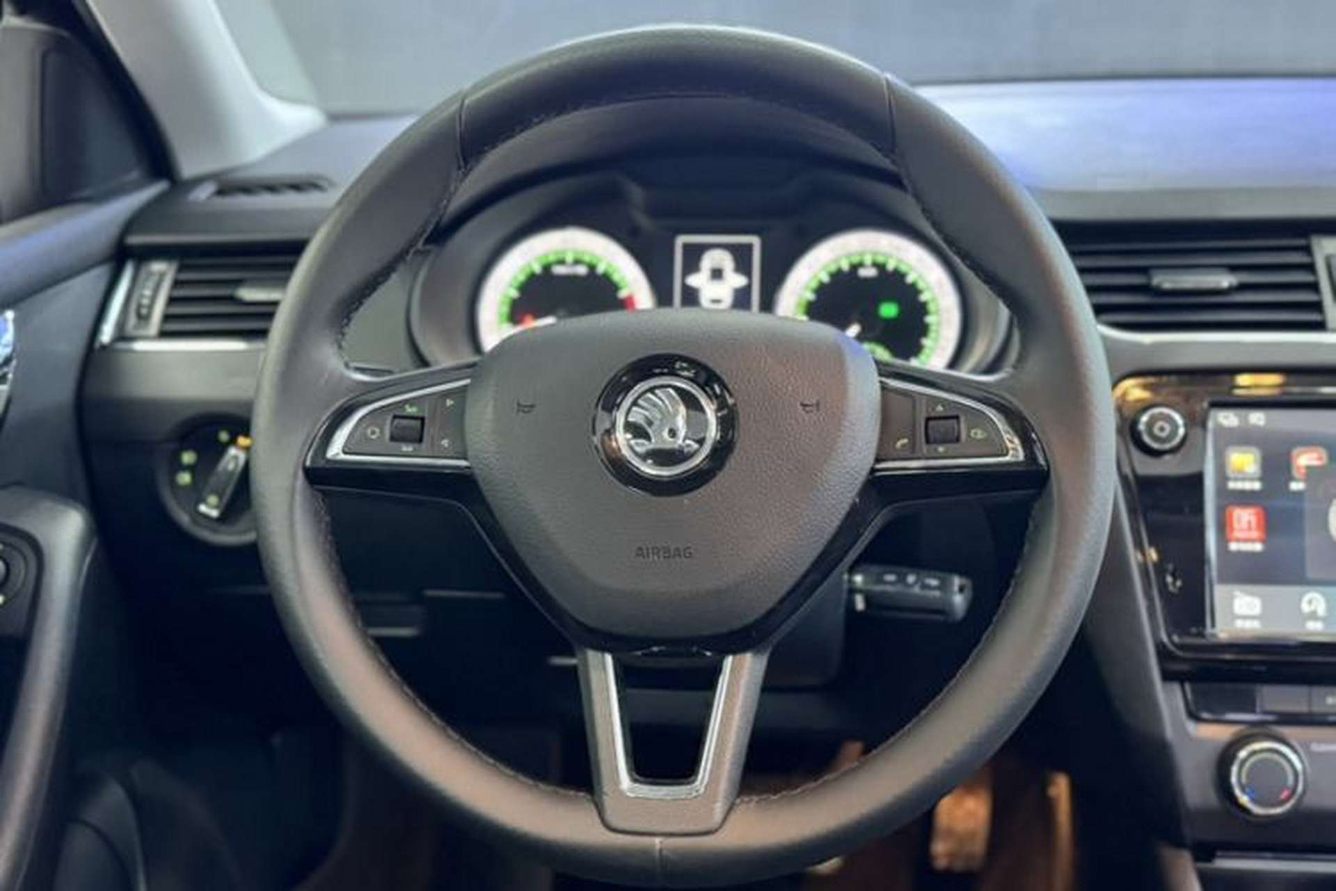 Used Skoda Octavia 2018 TSI280 DSG Luxury Edition Interior 3