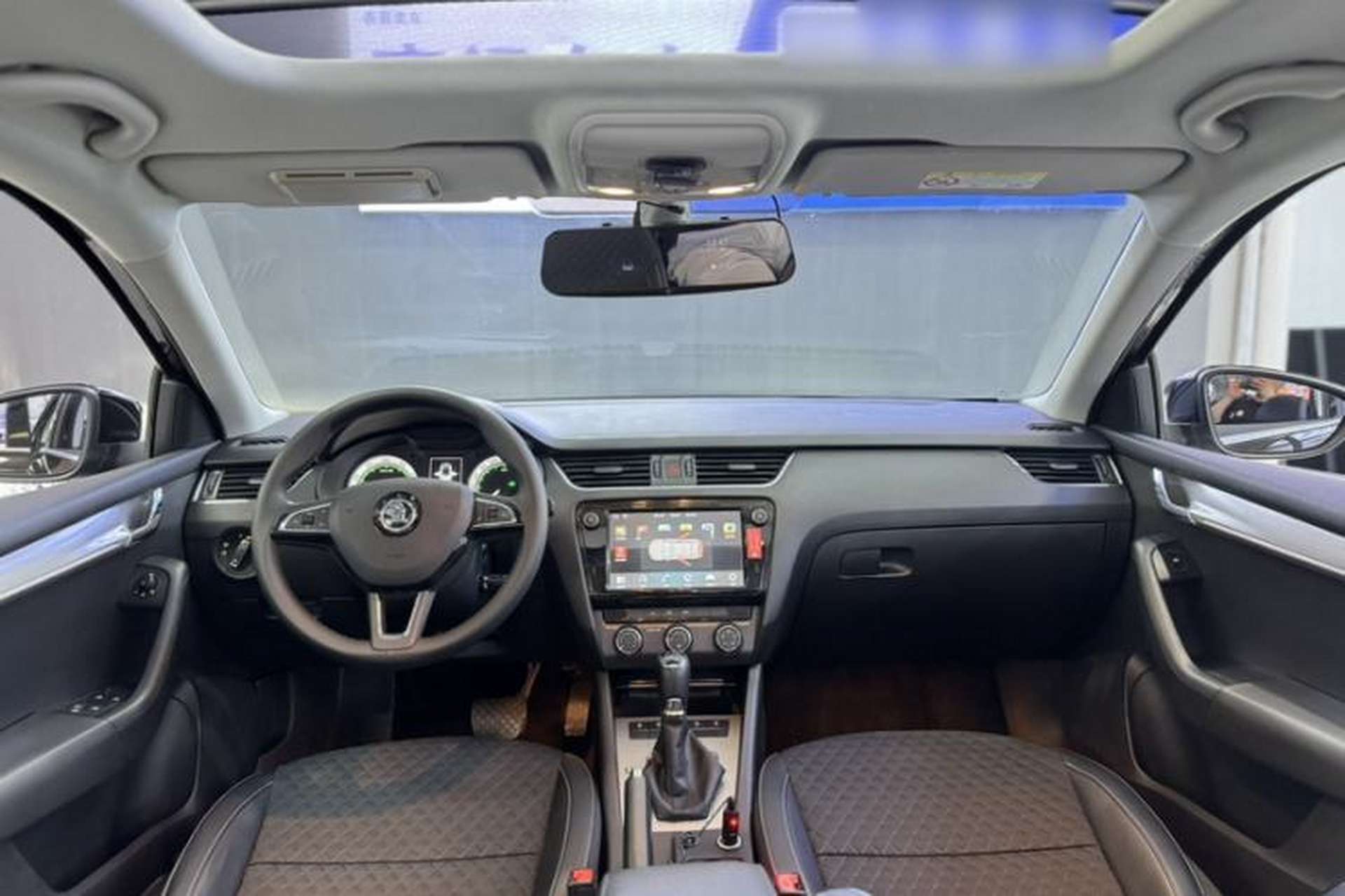 Used Skoda Octavia 2018 TSI280 DSG Luxury Edition Interior 7