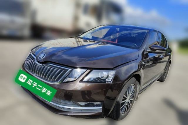 Used Skoda Octavia 2018 1.6L Automatic Luxury Edition