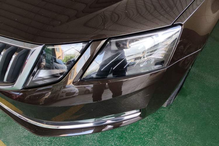 Used Skoda Octavia 2018 1.6L Automatic Luxury Edition Left Front Headlight