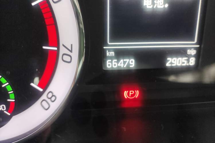 Used Skoda Octavia 2018 TSI230 DSG Luxury Enjoyment Edition Odometer Close Up