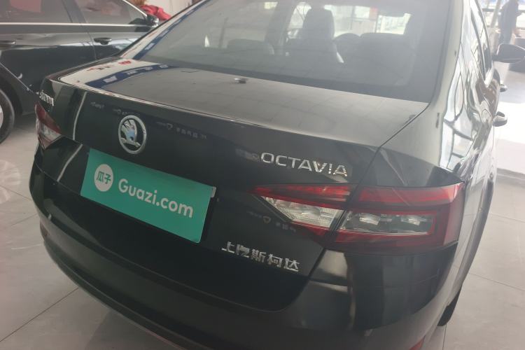 Used Skoda Octavia 2018 TSI230 DSG Luxury Edition Rear