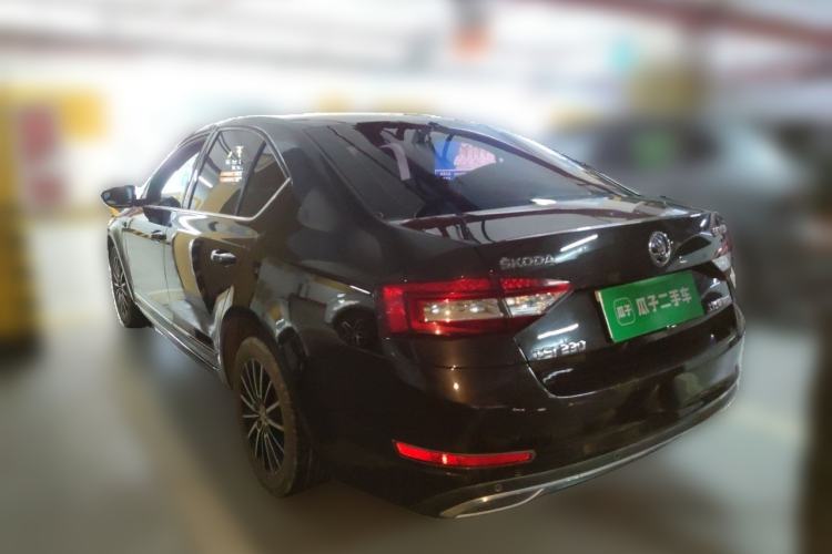 Used Skoda Octavia 2018 TSI230 DSG Luxury Edition Rear Left 45 Deg
