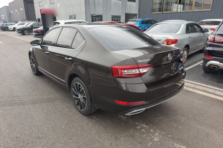 Used Skoda Octavia 2018 TSI280 DSG Luxury Edition Rear Left 45 Deg