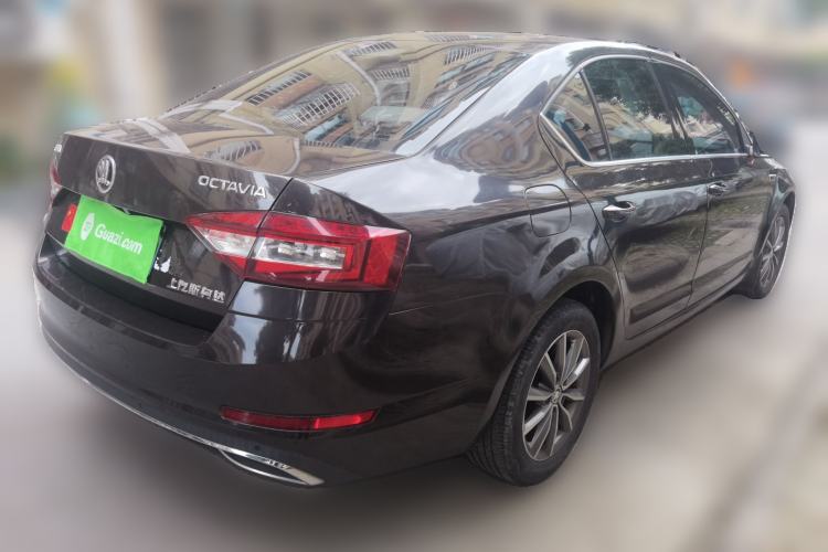 Used Skoda Octavia 2018 TSI230 DSG Comfort Edition Rear Right 45 Deg