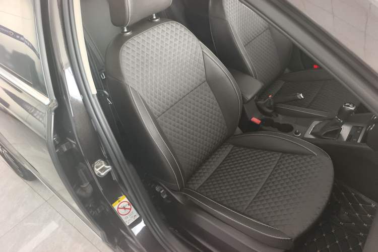 Used Skoda Octavia 2018 TSI230 DSG Luxury Edition Right Front Seat