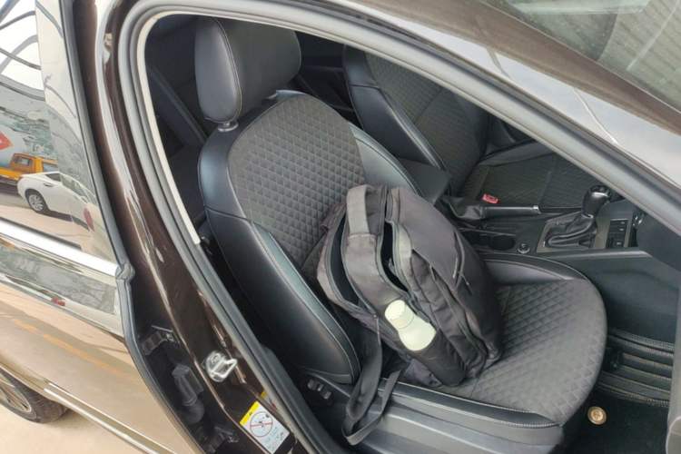 Used Skoda Octavia 2018 TSI280 DSG Luxury Edition Right Front Seat