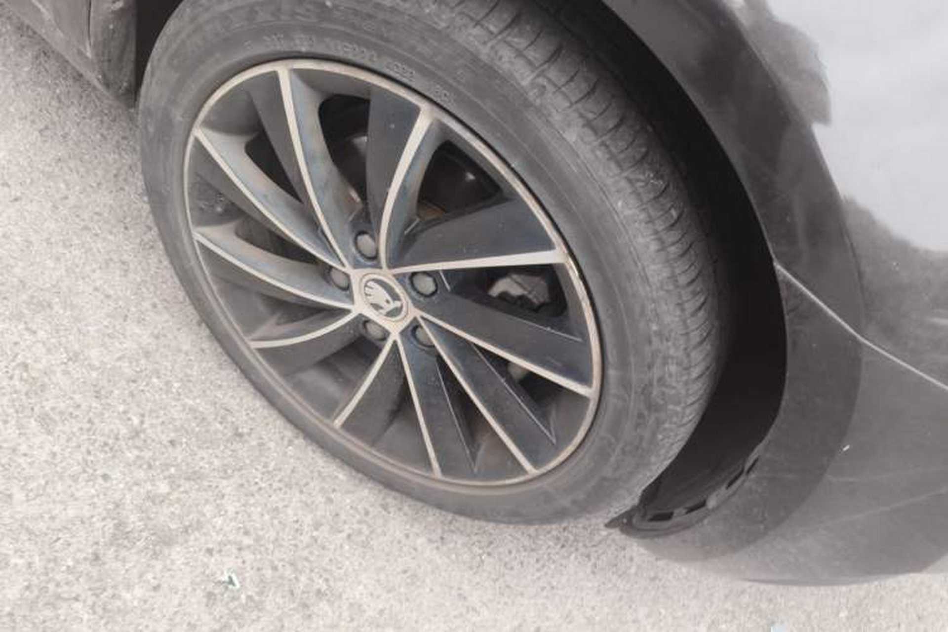 Used Skoda Octavia 2018 TSI280 DSG Luxury Edition Right Front Wheel Hub