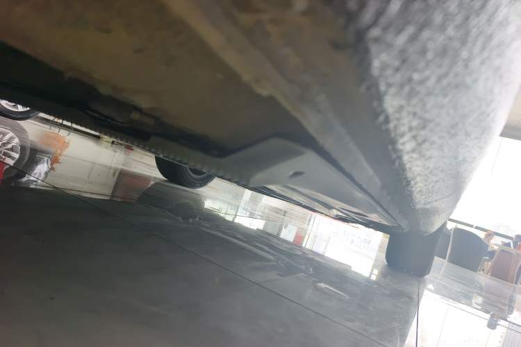Used Skoda Octavia 2018 TSI230 DSG Luxury Edition Right Side Sill