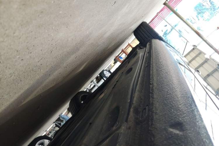 Used Skoda Octavia 2018 TSI280 DSG Luxury Edition Right Side Sill