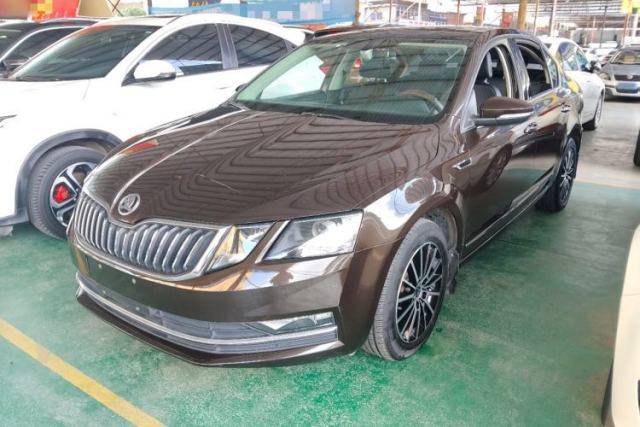 Used Skoda Octavia 2018 1.6L Automatic Luxury Edition