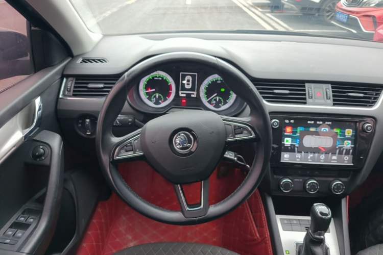 Used Skoda Octavia 2018 TSI280 DSG Luxury Edition Steering Wheel