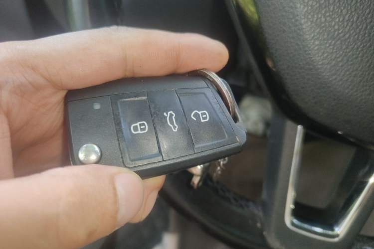 Used Skoda Octavia 2018 TSI280 DSG Luxury Edition Vehicle Key