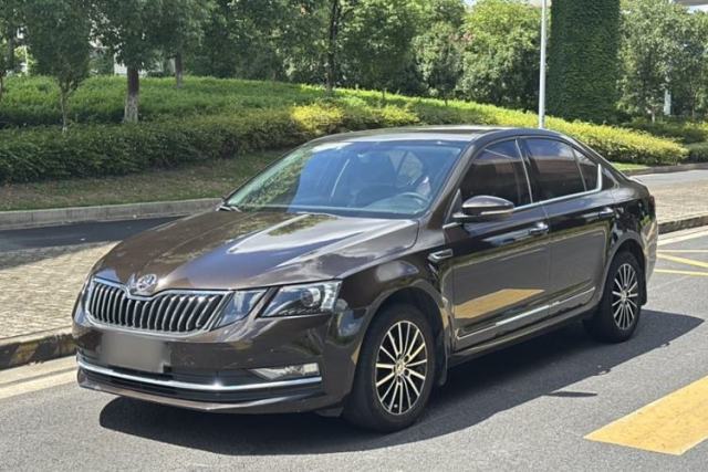 Used Skoda Octavia 2018 TSI230 DSG Luxury Edition