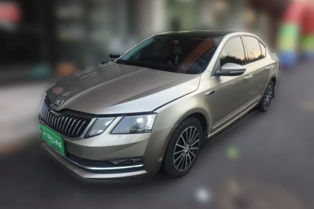 Used Skoda Octavia 2018 1.6L Automatic Luxury Edition