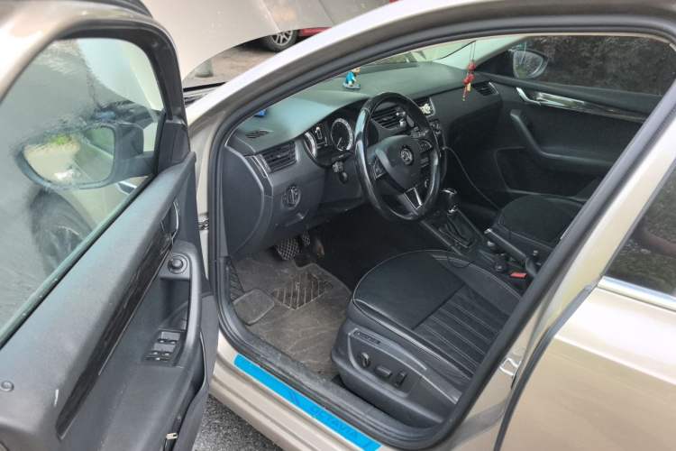 Used Skoda Octavia 2018 TSI280 DSG Flagship Edition Driver Seat