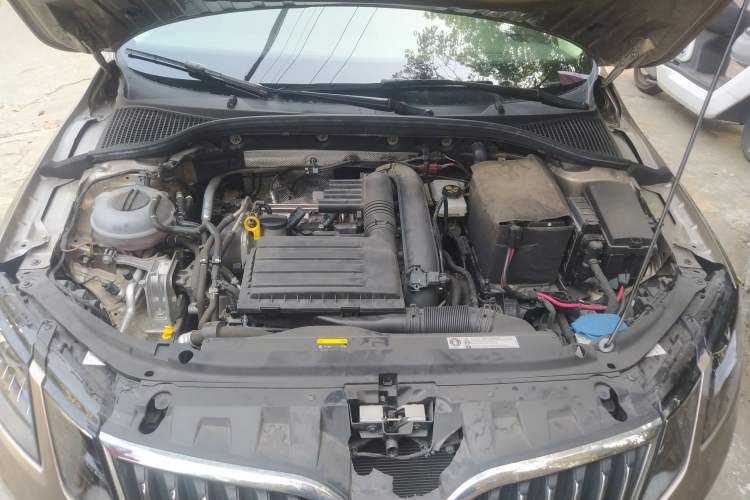 Used Skoda Octavia 2018 TSI230 DSG Luxury Edition Engine Bay