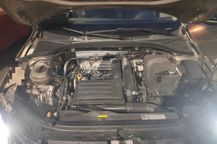 Used Skoda Octavia 2018 TSI280 DSG Flagship Edition Engine Bay