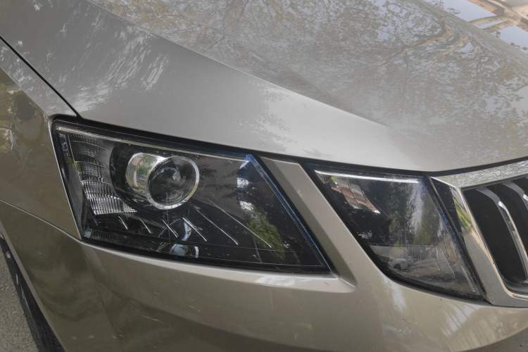 Used Skoda Octavia 2018 TSI230 DSG Comfort Edition Exterior 3
