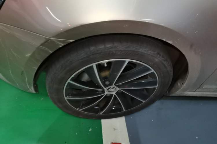 Used Skoda Octavia 2018 TSI280 DSG Flagship Edition Exterior 4