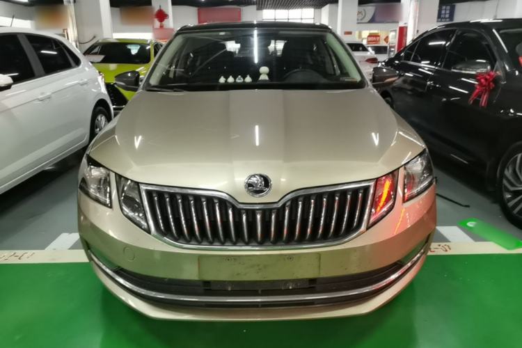 Used Skoda Octavia 2018 TSI280 DSG Flagship Edition Front