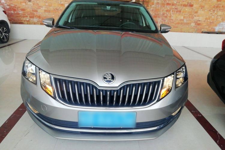 Used Skoda Octavia 2018 TSI230 DSG Luxury Edition Front