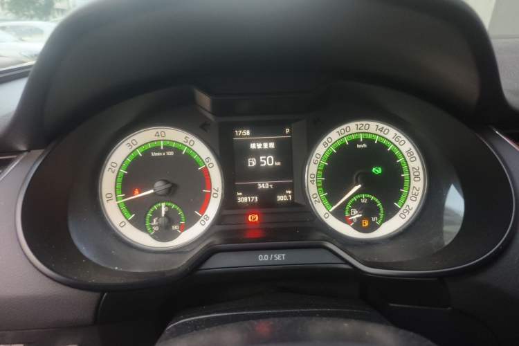 Used Skoda Octavia 2018 1.6L Automatic Luxury Edition Instrument Cluster