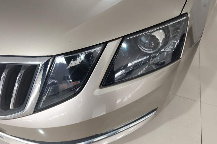 Used Skoda Octavia 2018 TSI230 DSG Luxury Edition Left Front Headlight