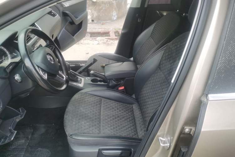 Used Skoda Octavia 2018 TSI280 DSG Luxury Edition Left Front Seat