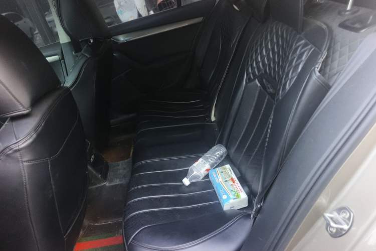 Used Skoda Octavia 2018 1.6L Automatic Luxury Edition Left Rear Seat