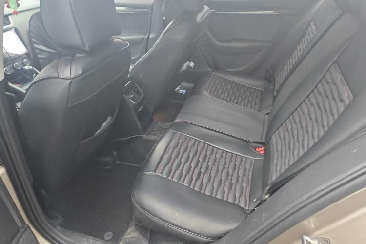 Used Skoda Octavia 2018 TSI280 DSG Flagship Edition Left Rear Seat
